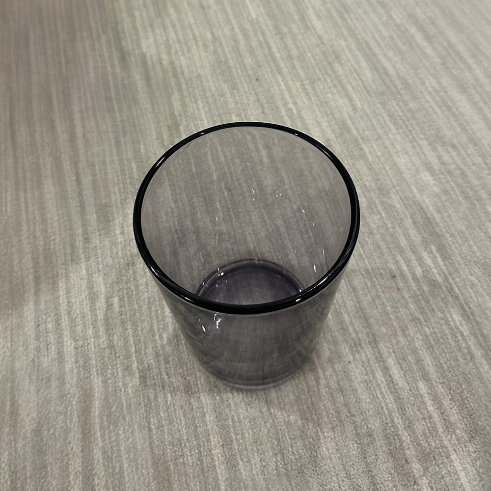 6.5” translucent blue tapered glass vase - Picture 4 of 9